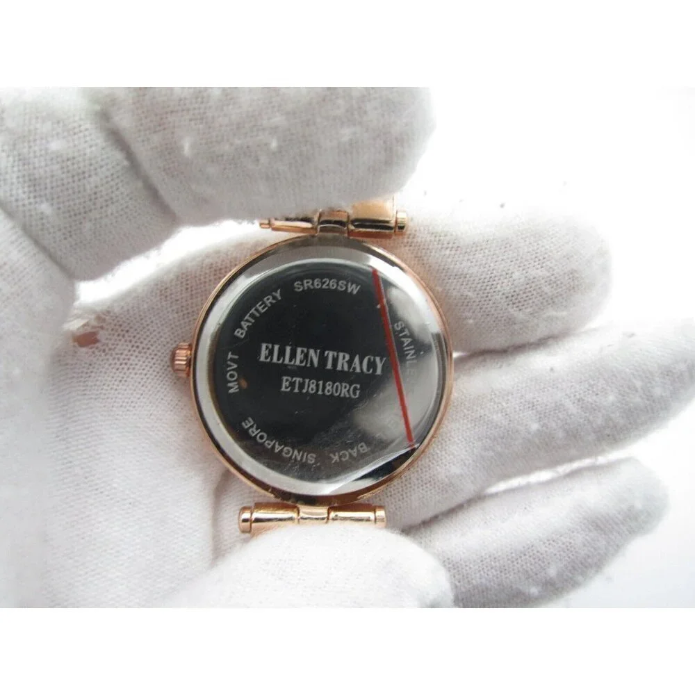 Women Ellen Tracy Quartz WR Analog 30mm Round Watch (H367) 